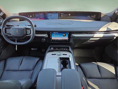 New 2025 Lincoln Navigator Reserve w/ Jet Appearance Package image 12