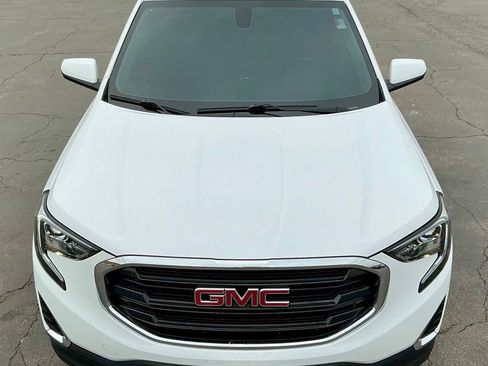 Used 2019 GMC Terrain SLE w/ Driver Convenience Package image 11