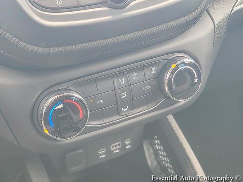 Certified 2023 Chevrolet TrailBlazer LS FWD image 18