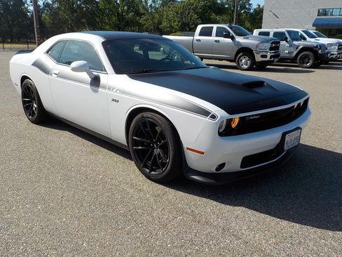 Used 2023 Dodge Challenger R/T Scat Pack w/ T/A Package RWD image 2