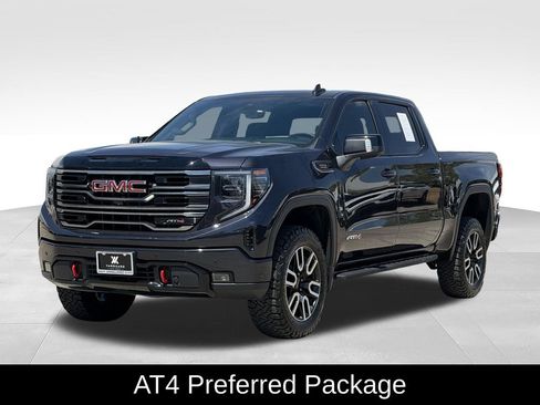 Used 2025 GMC Sierra 1500 AT4 w/ AT4 Premium Package AWD/4WD image 5