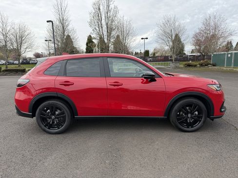 New 2026 Honda HR-V Sport image 9