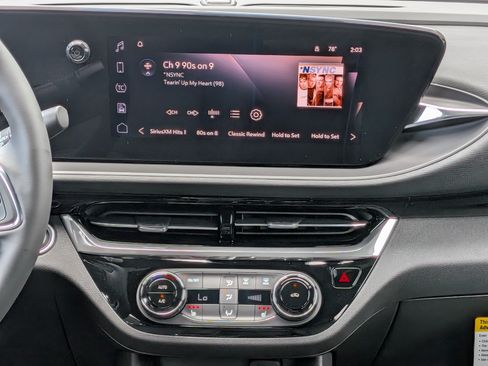 New 2026 Buick Envista Sport Touring w/ Convenience I Package FWD image 19