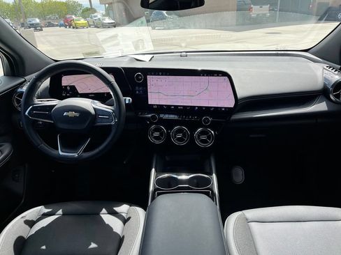 Used 2024 Chevrolet Blazer EV LT AWD/4WD image 13