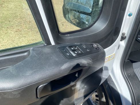 New 2026 RAM ProMaster 2500 FWD image 13