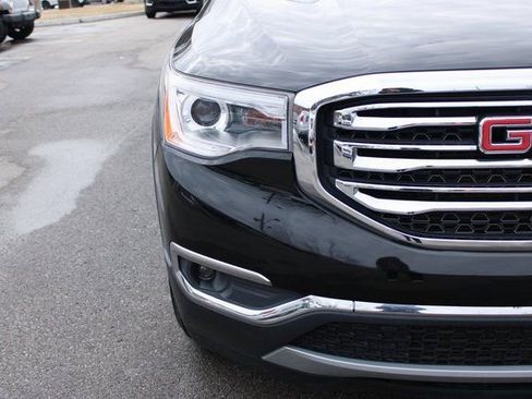 Used 2017 GMC Acadia SLE image 38