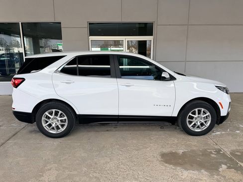 Used 2023 Chevrolet Equinox LT AWD/4WD image 6