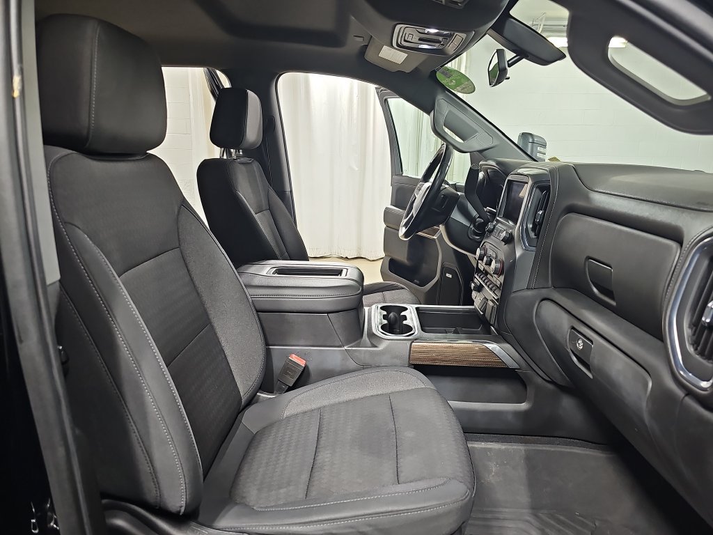 Used 2020 Chevrolet Silverado 1500 LT Trail Boss AWD/4WD image 13