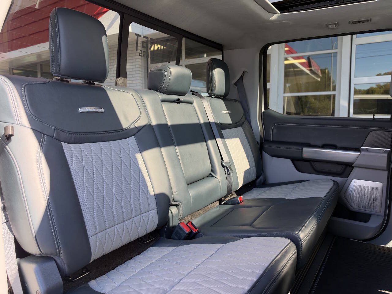 Used 2024 Ford F350 Limited w/ FX4 Off-Road Package AWD/4WD image 39