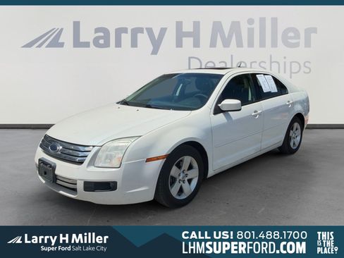Used 2009 Ford Fusion SE FWD image 1