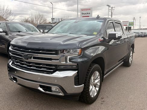 Used 2022 Chevrolet Silverado 1500 LTZ w/ LTZ Premium Package AWD/4WD image 1