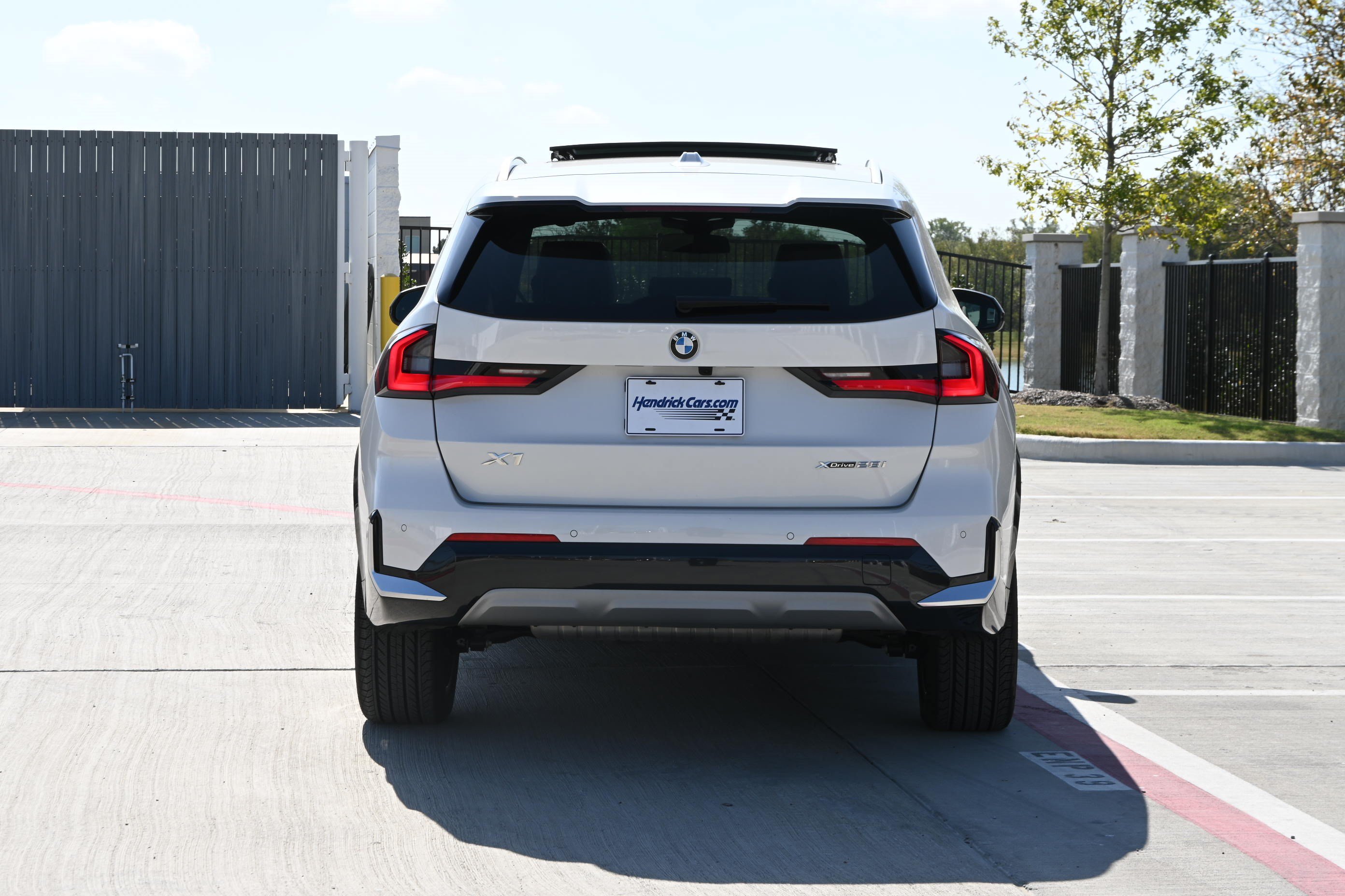 Used 2026 BMW X1 xDrive28i AWD/4WD image 8
