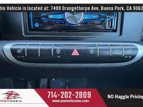 Used 2014 smart fortwo pure image 23