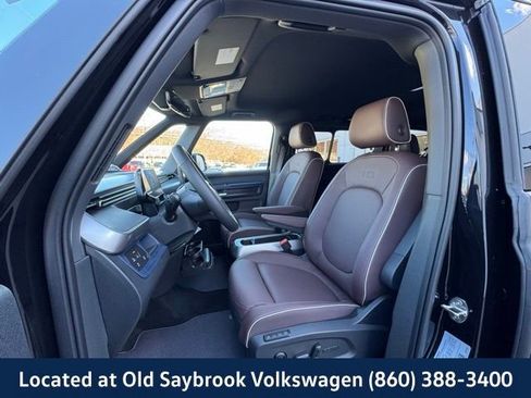 New 2025 Volkswagen ID. Buzz Pro S RWD image 29