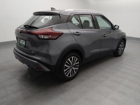 Used 2021 Nissan Kicks SV FWD image 10