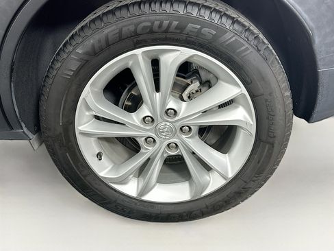 Used 2021 Buick Encore GX Preferred w/ Cold Weather Comfort Package FWD image 11