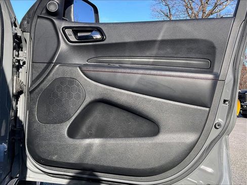 Used 2024 Dodge Durango GT image 11