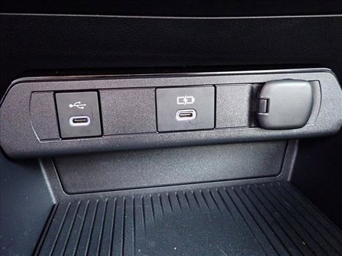 Used 2024 Toyota Prius Prime image 22