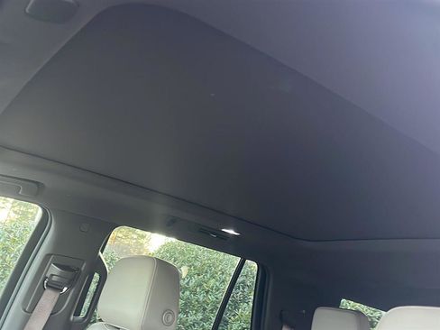 Used 2023 Chevrolet Tahoe LT w/ Luxury Package image 7