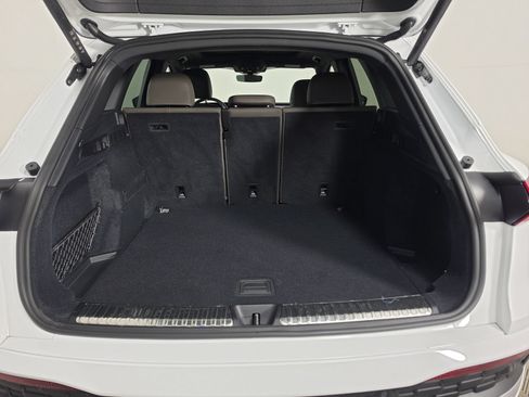 Used 2025 Audi Q5 Premium w/ Convenience Package AWD/4WD image 46