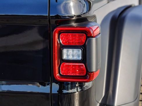 New 2026 Jeep Gladiator Mojave image 10