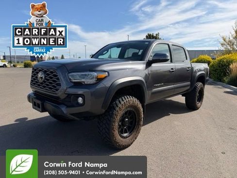 Used 2023 Toyota Tacoma TRD Off-Road AWD/4WD image 1