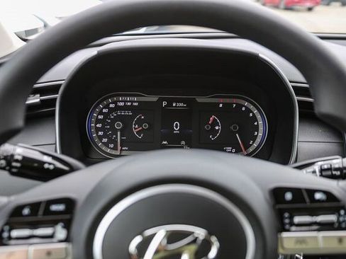 Certified 2024 Hyundai Tucson SE image 24