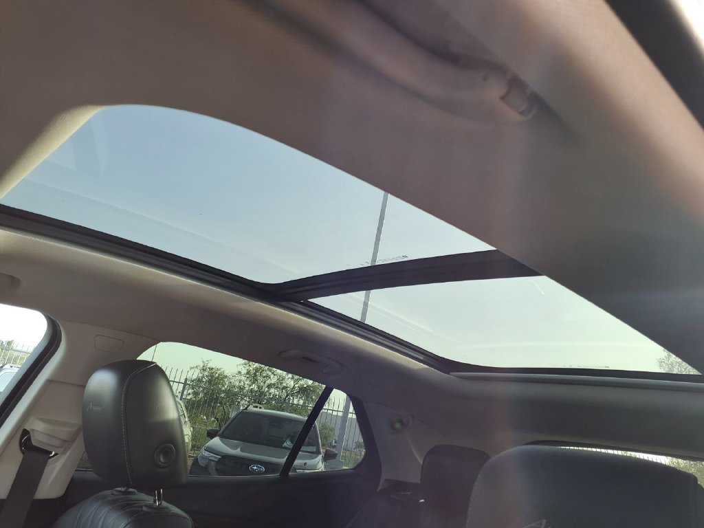 Used 2023 Buick Envision Avenir AWD/4WD image 6