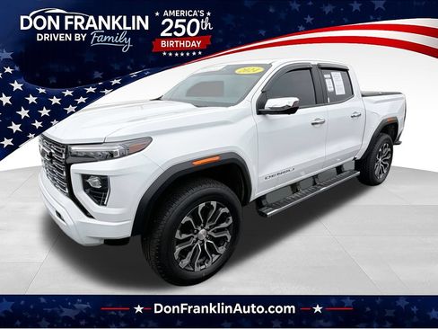 Used 2024 GMC Canyon Denali AWD/4WD image 1