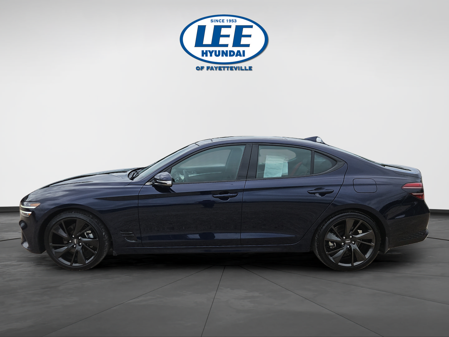 Used 2023 Genesis G70 2.0T w/ Sport Prestige Package RWD image 6