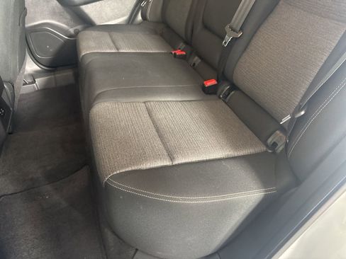 Used 2023 Nissan Rogue SV image 24