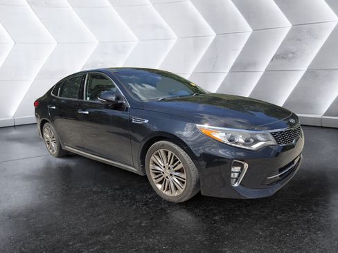 Used 2018 Kia Optima SX w/ Technology Package FWD image 1