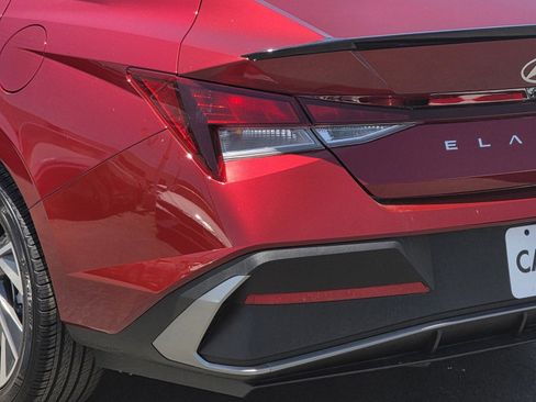 New 2025 Hyundai Elantra Sport image 10