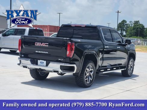 Used 2024 GMC Sierra 1500 SLT w/ SLT Premium Plus Package AWD/4WD image 3