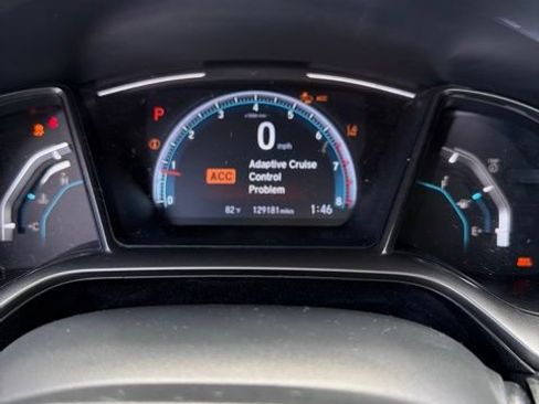 Used 2019 Honda Civic EX image 4