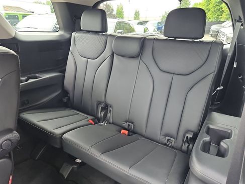 Used 2023 Hyundai Palisade SEL FWD image 29