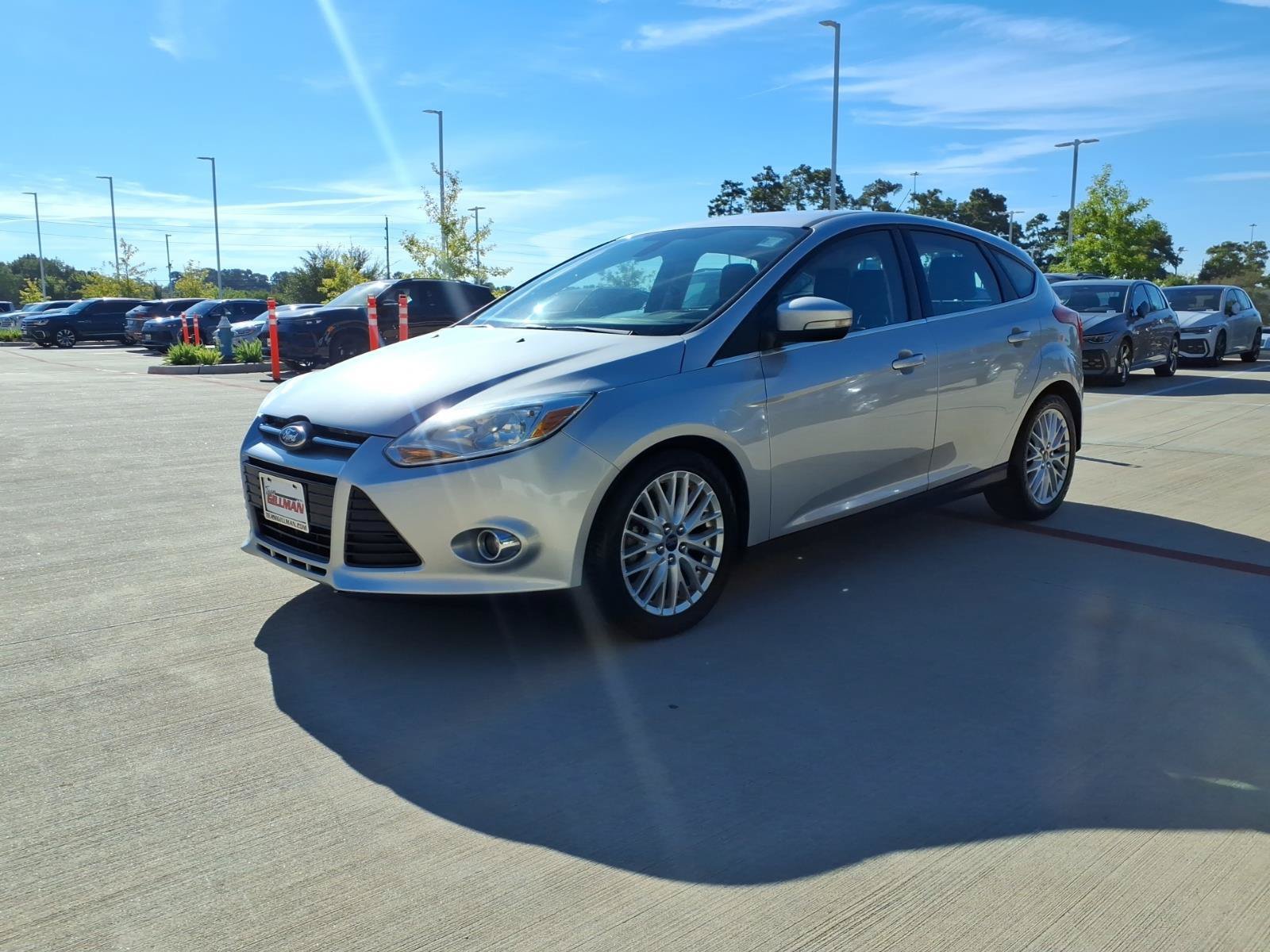 Used 2012 Ford Focus SEL FWD image 2
