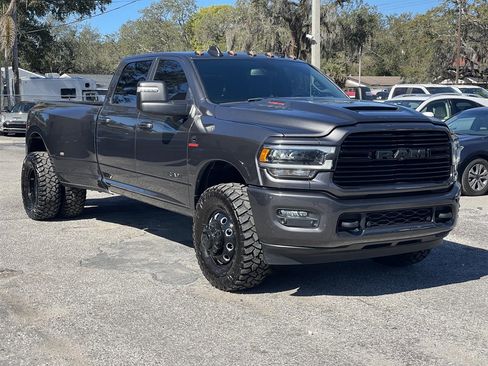 Used 2023 RAM 3500 Laramie w/ Night Edition image 20