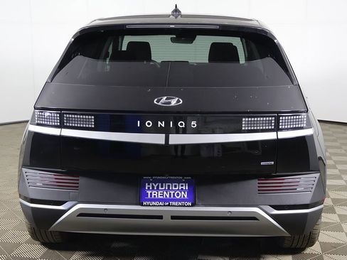 Used 2023 Hyundai Ioniq 5 SE w/ Cargo Package AWD/4WD image 12