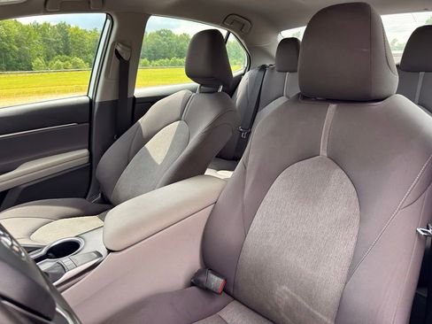 Used 2024 Toyota Camry LE FWD image 21