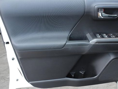 Certified 2023 Toyota Tacoma TRD Sport image 18