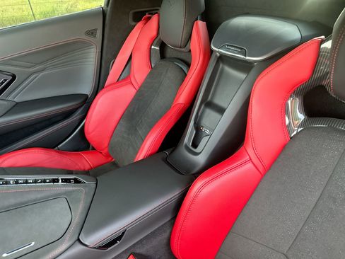 Used 2024 Chevrolet Corvette Z06 image 22