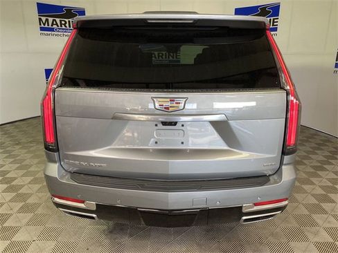 Used 2025 Cadillac Escalade Premium Luxury Platinum image 17