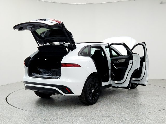 Certified 2026 Jaguar F-PACE R-Dynamic S AWD/4WD image 11