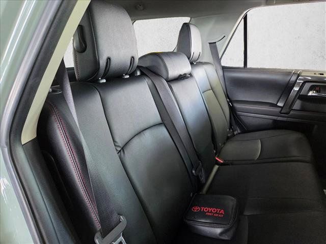 Used 2023 Toyota 4Runner TRD Off-Road Premium w/ Off Road Premium Plus Package AWD/4WD image 17