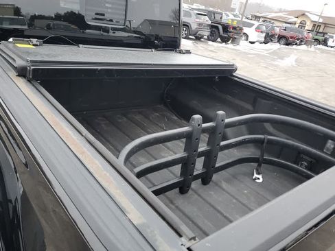 Used 2021 Jeep Gladiator Rubicon image 10