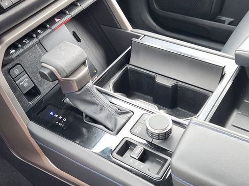 Certified 2026 Toyota Sequoia Platinum image 15