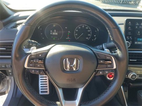 Used 2022 Honda Accord Sport image 15