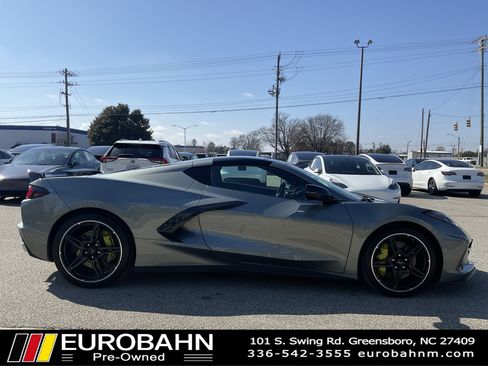 Used 2023 Chevrolet Corvette Stingray Coupe w/ Z51 Performance Package image 19