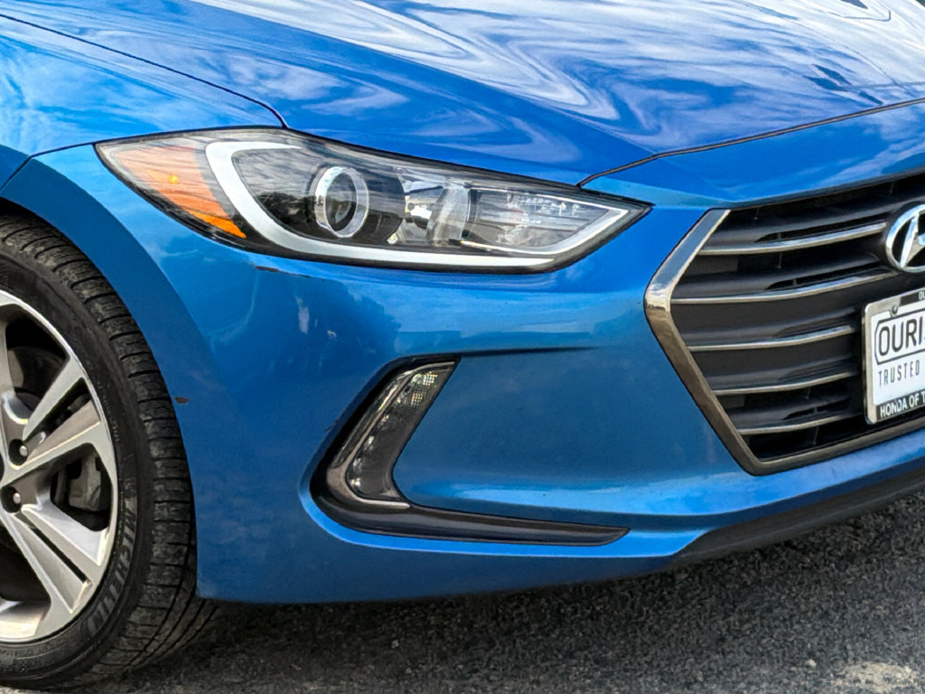 Used 2017 Hyundai Elantra Limited w/ Limited Tech Package 04 FWD image 5